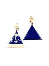 Load image into Gallery viewer, Silver Triangle Flakes