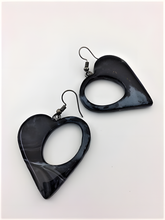 Load image into Gallery viewer, Smokey Hearts