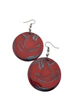 Load image into Gallery viewer, Silver Sands of Crimson
