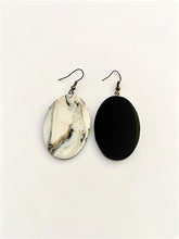 Load image into Gallery viewer, Black &#39;n White Oval Earrings